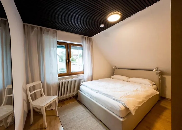 Lejlighed Glass Front With Valley View B17